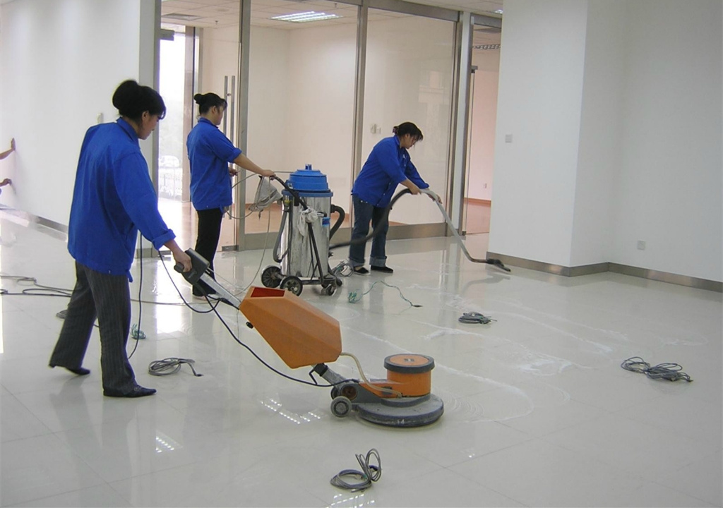 上海開(kāi)荒清潔