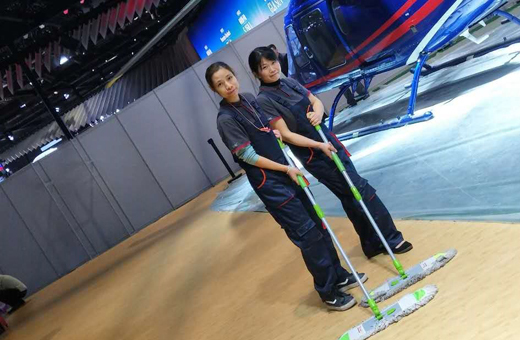 上海保潔公司員工風(fēng)采 上海保潔公司員工風(fēng)采