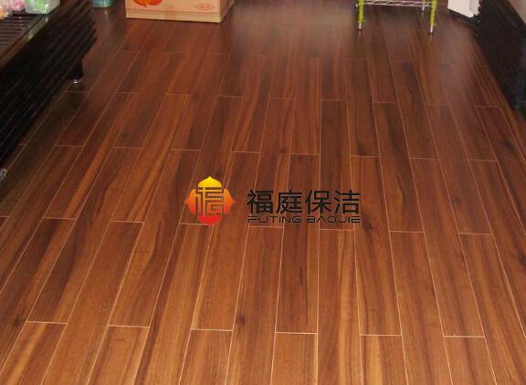 強(qiáng)化地板保養(yǎng)