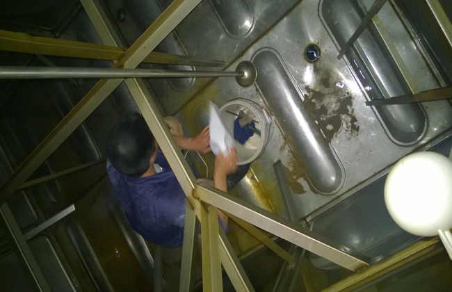 靜安區(qū)不銹鋼水箱清洗消毒服務