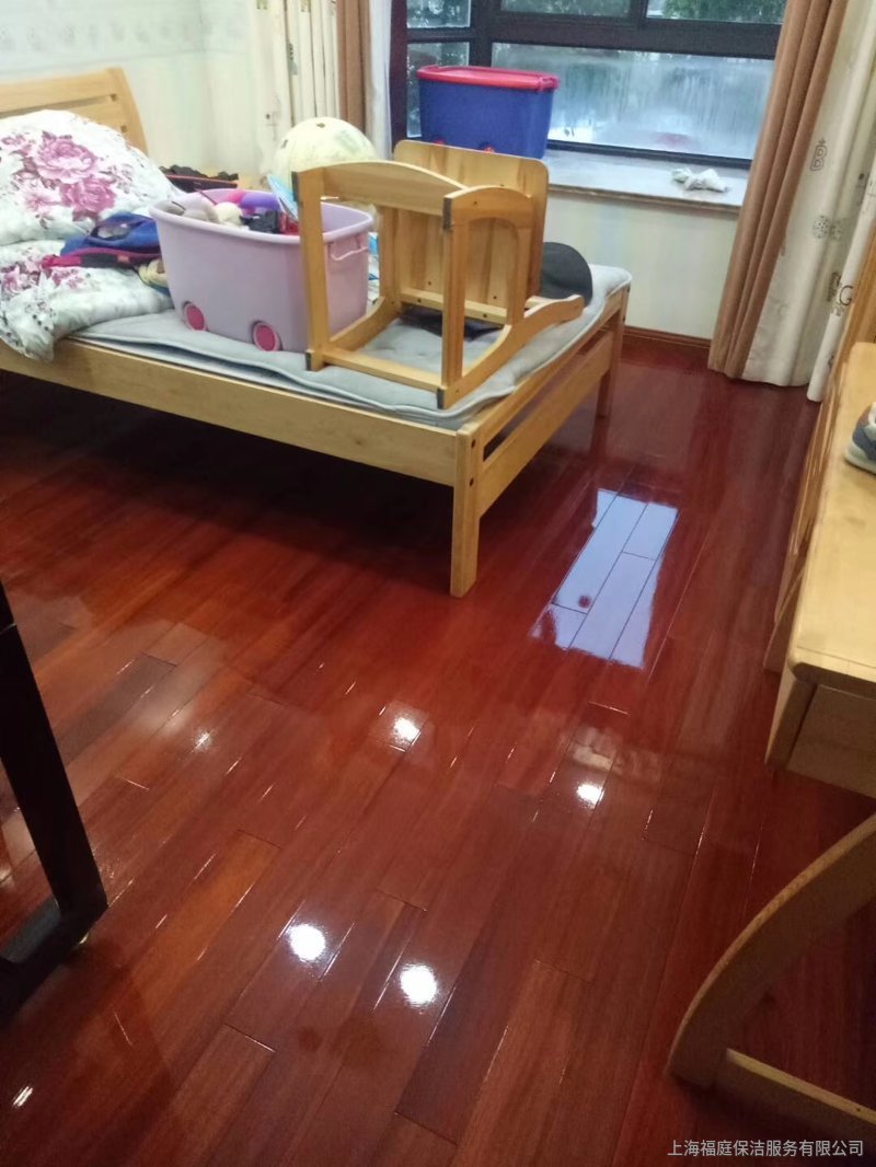 上海木地板打蠟公司 上海木地板打蠟公司